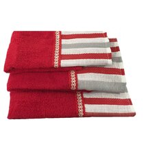 Red decorative 2024 bathroom towels